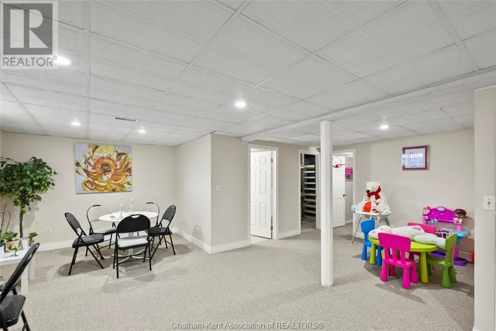 154 SEMENYN AVENUE Unit# 24
