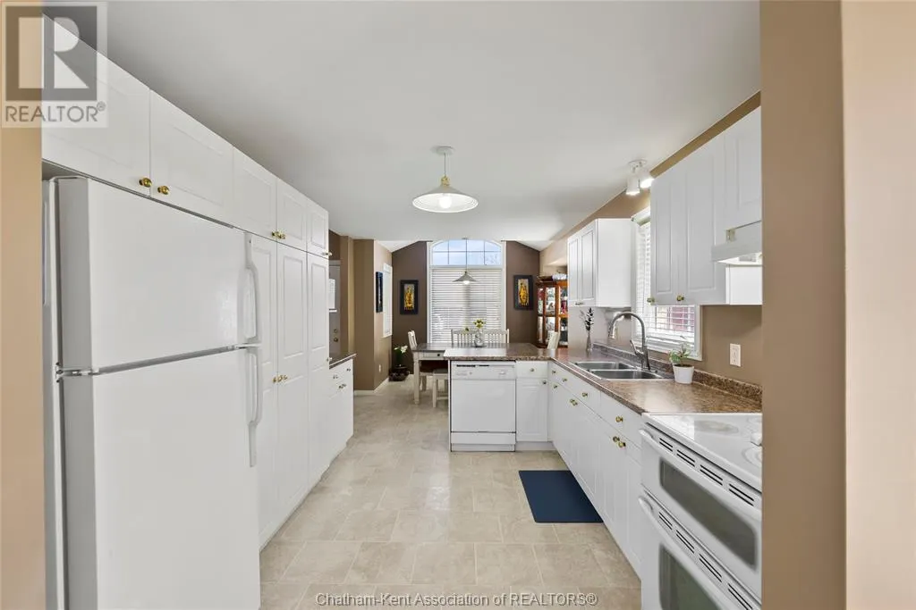 154 SEMENYN AVENUE Unit# 24
