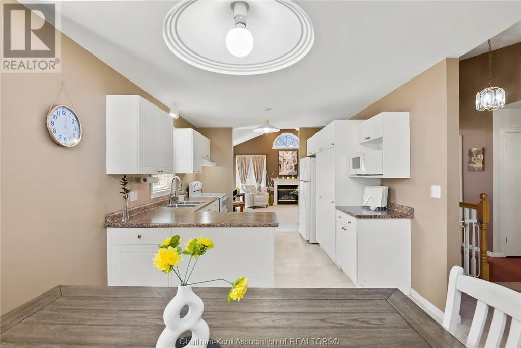 154 SEMENYN AVENUE Unit# 24