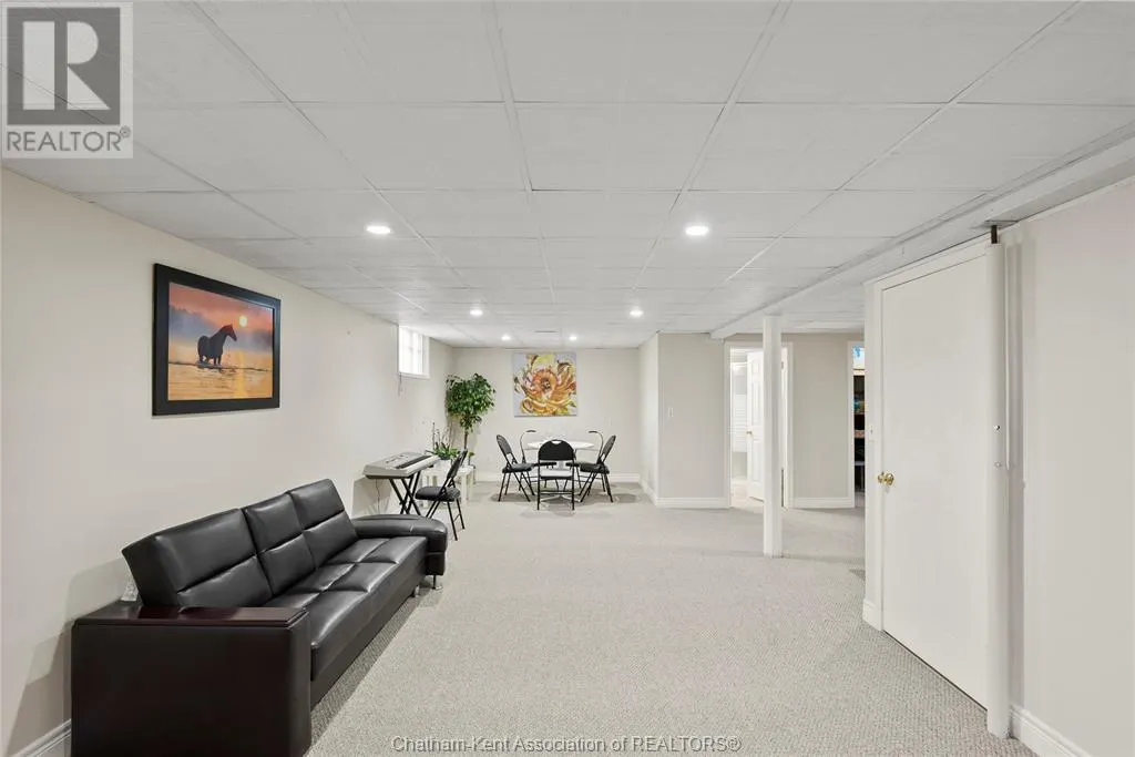 154 SEMENYN AVENUE Unit# 24