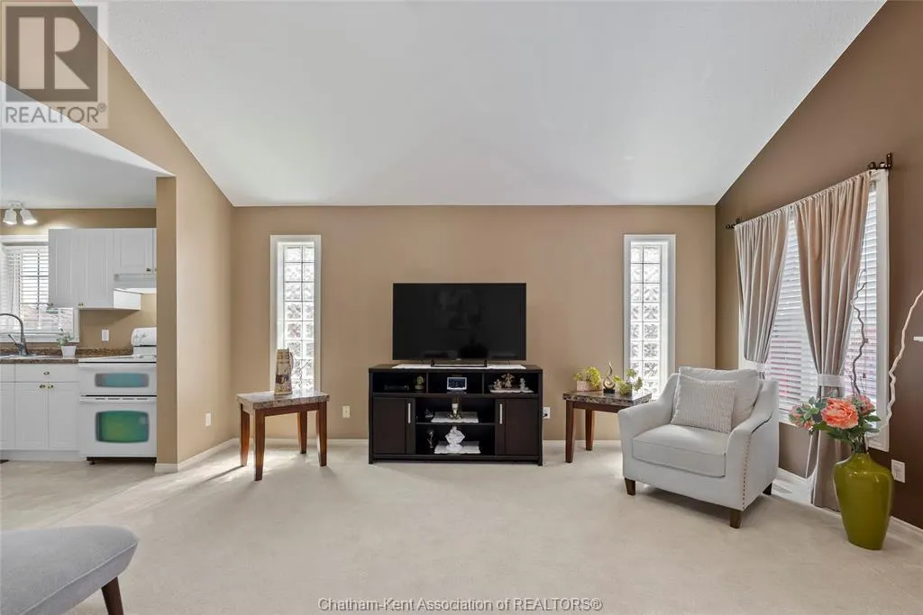 154 SEMENYN AVENUE Unit# 24