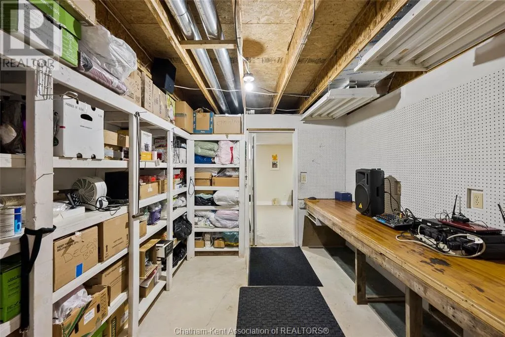154 SEMENYN AVENUE Unit# 24