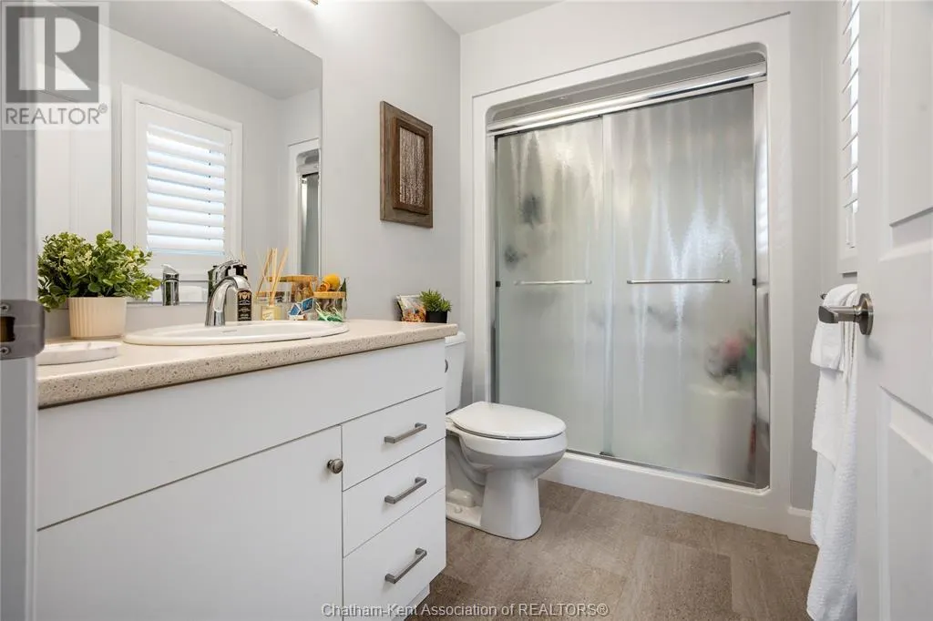 133 MOONSTONE CRESCENT