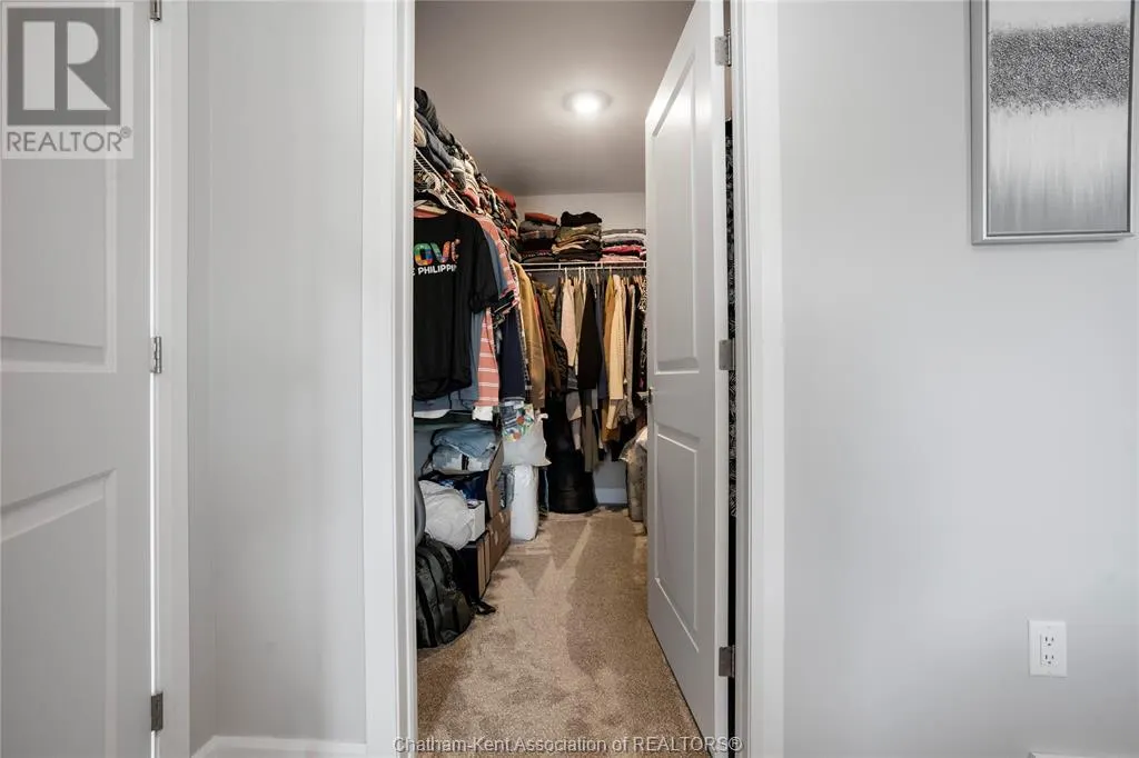 133 MOONSTONE CRESCENT