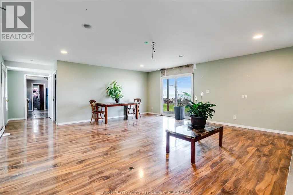 864 POINT PELEE DRIVE