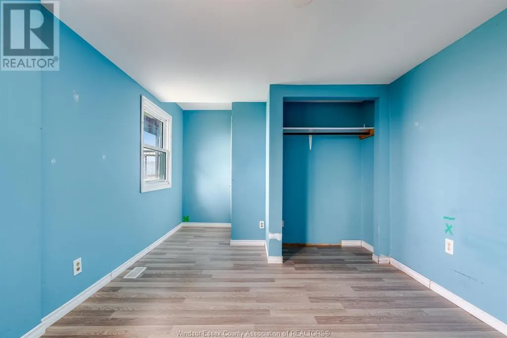 864 POINT PELEE DRIVE