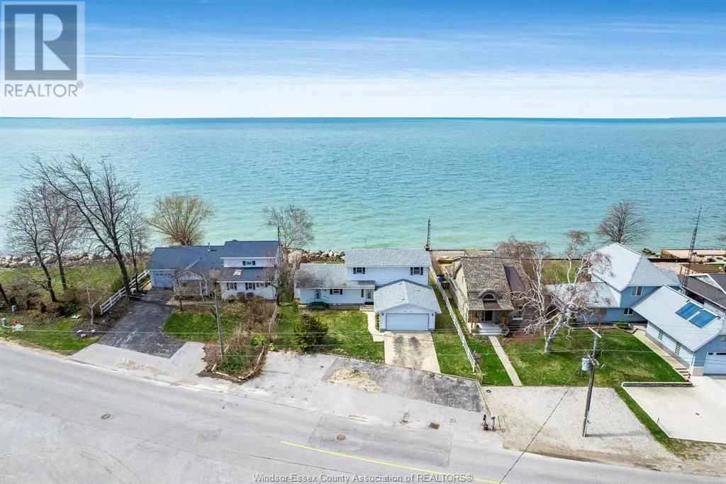 864 POINT PELEE DRIVE