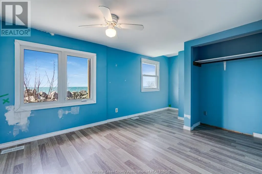 864 POINT PELEE DRIVE