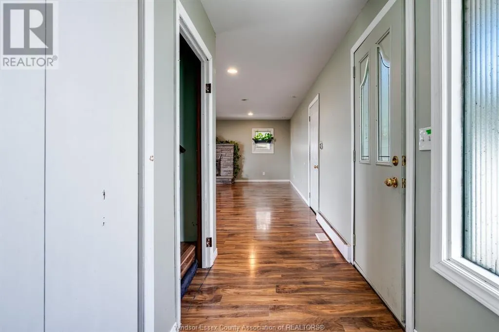 864 POINT PELEE DRIVE