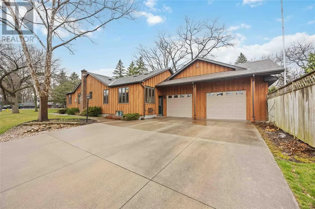1311 Lakeshore ROAD