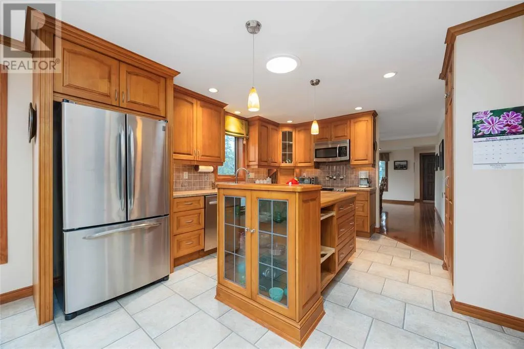 1311 Lakeshore ROAD