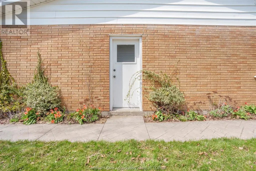 54 FINCH COURT