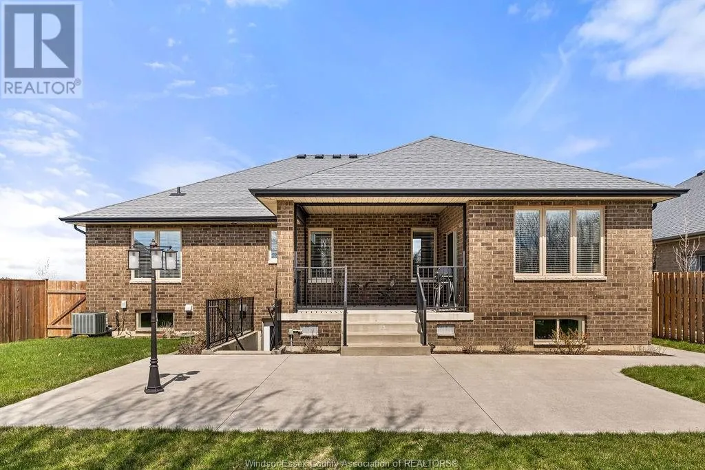 799 HERITAGE ROAD