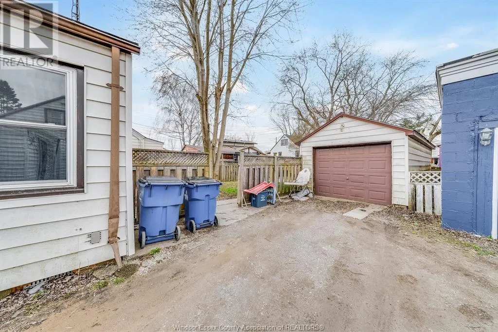 16 MCNAUGHTON AVENUE
