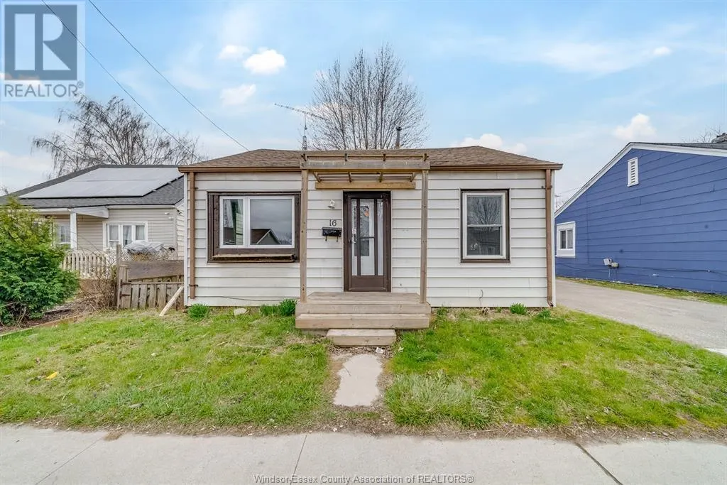 16 MCNAUGHTON AVENUE