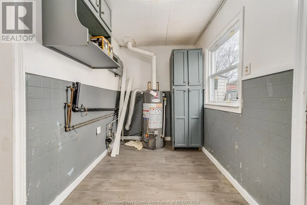 16 MCNAUGHTON AVENUE