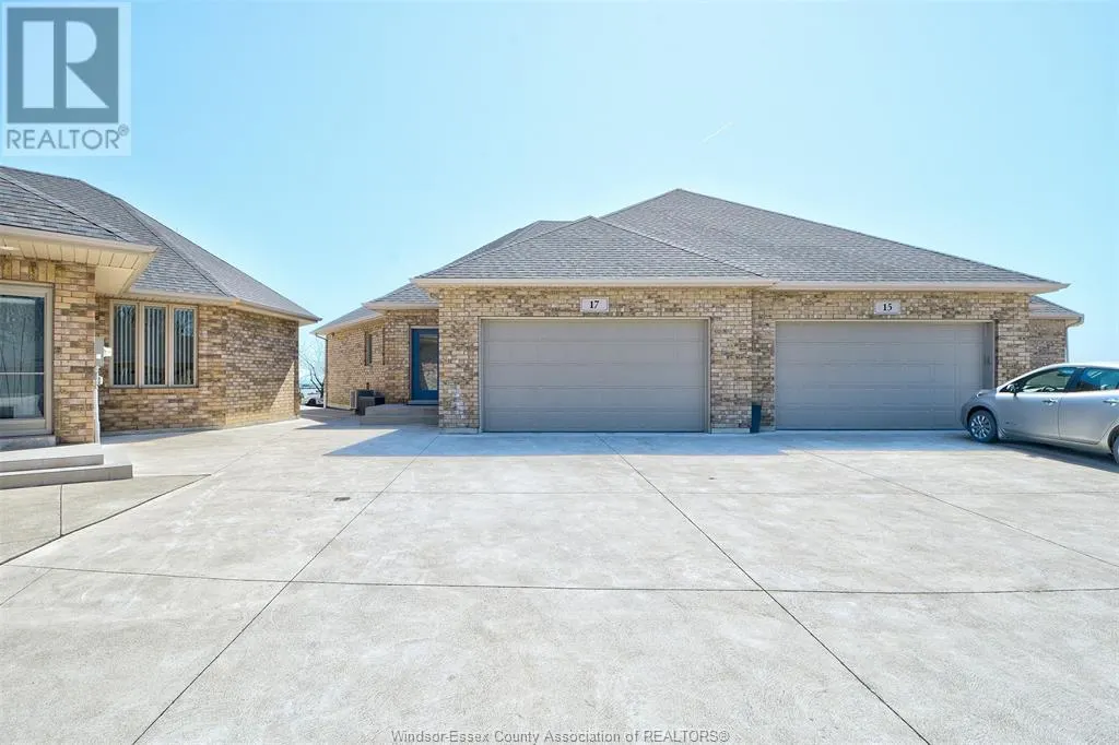 17 METTAWAS LANE
