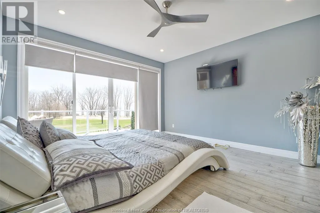 17 METTAWAS LANE