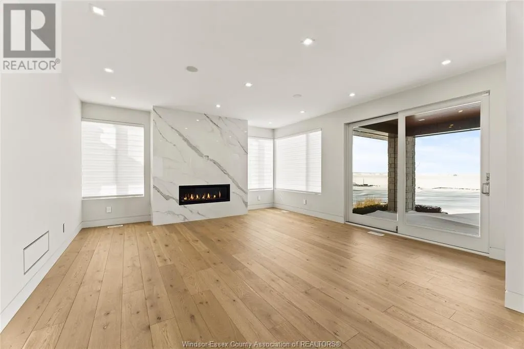 1252 SHORELINE