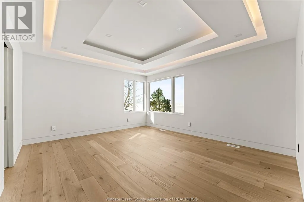 1252 SHORELINE