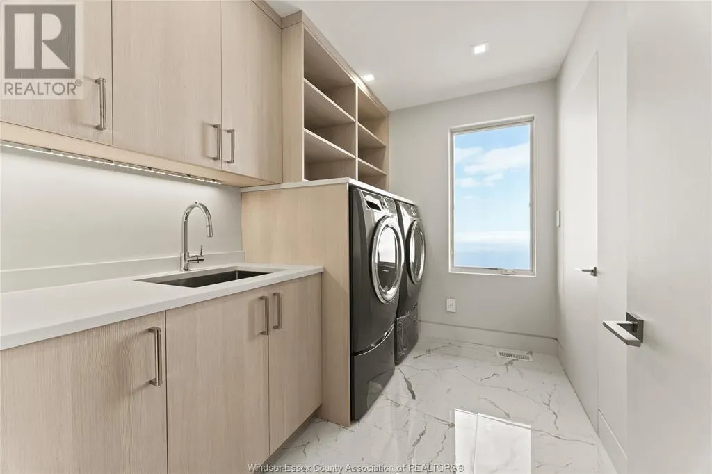 1252 SHORELINE