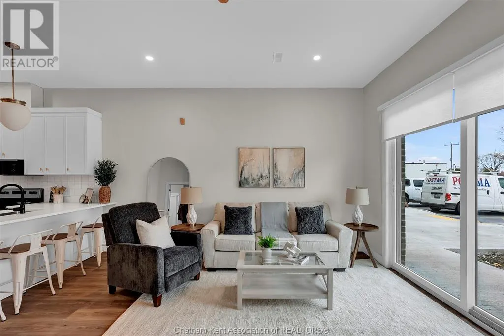 12 Mill STREET West Unit# 404
