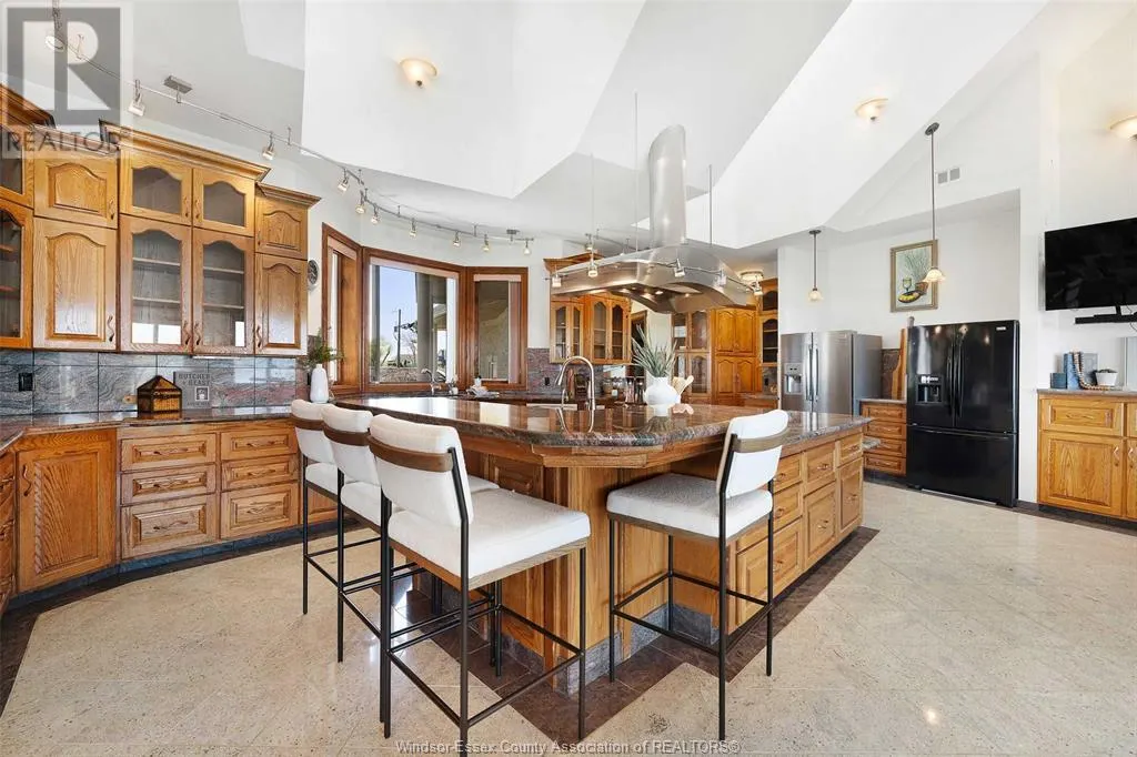 331 CHARRON BEACH