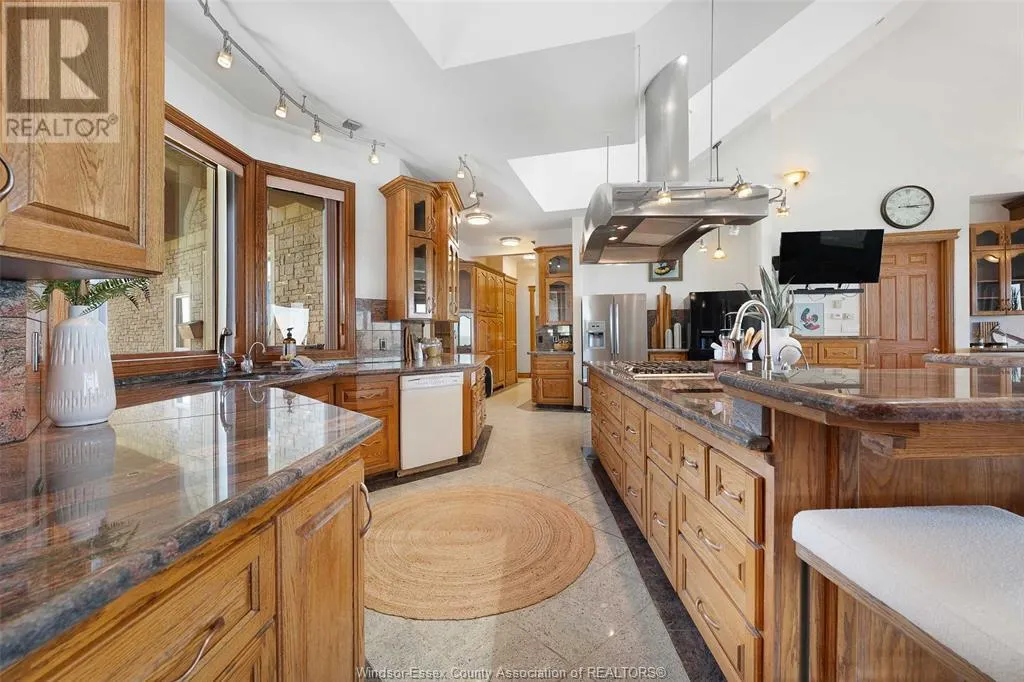 331 CHARRON BEACH