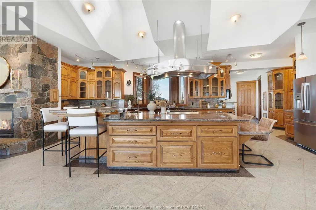 331 CHARRON BEACH