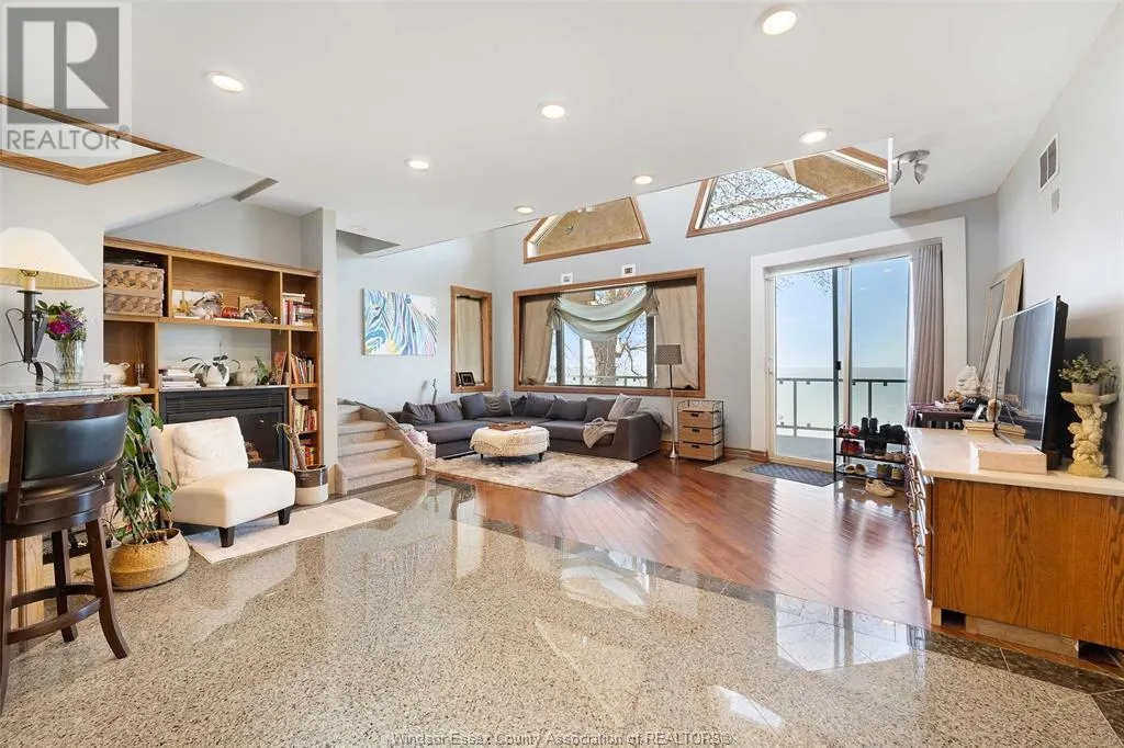 331 CHARRON BEACH