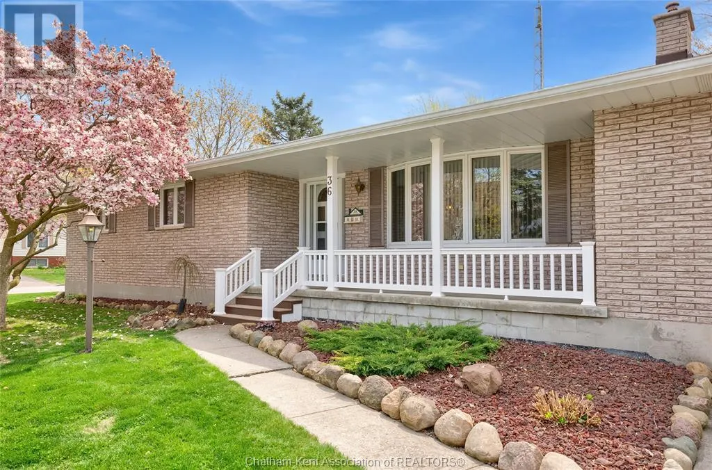 36 Bridle Path ROAD
