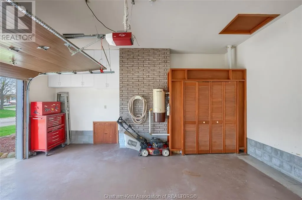 36 Bridle Path ROAD