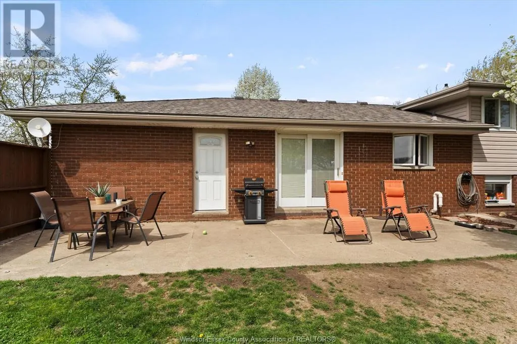 3446 MANNING ROAD