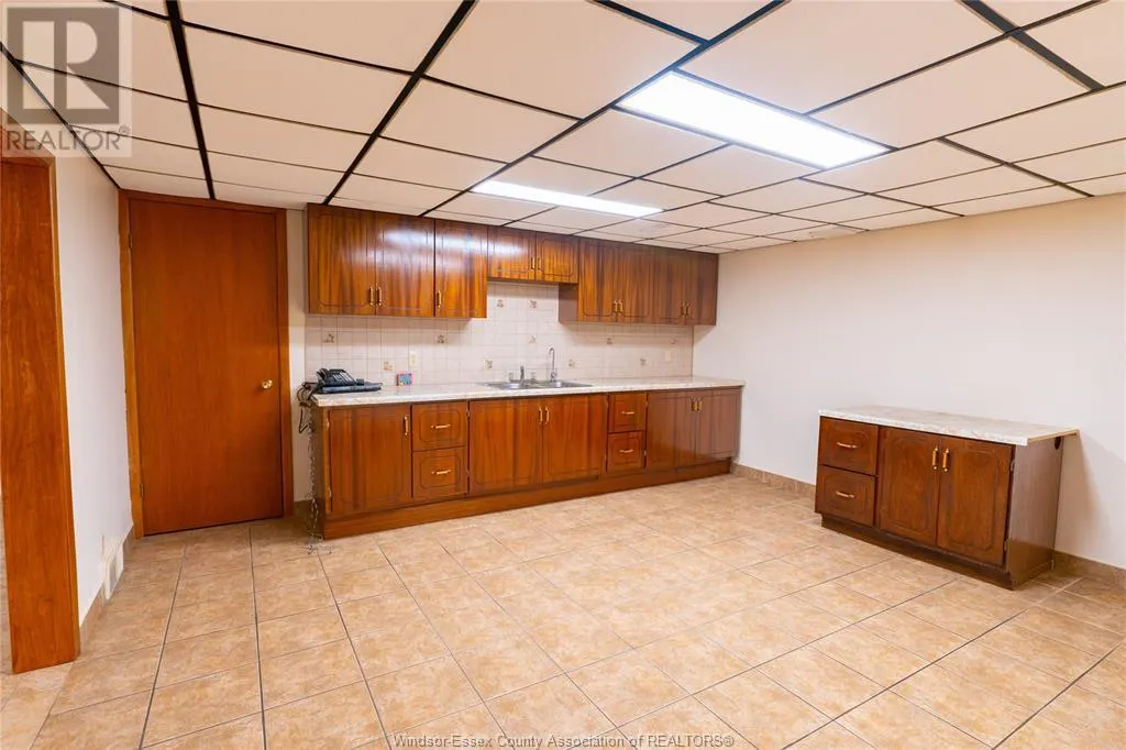 408 MERSEA RD 3