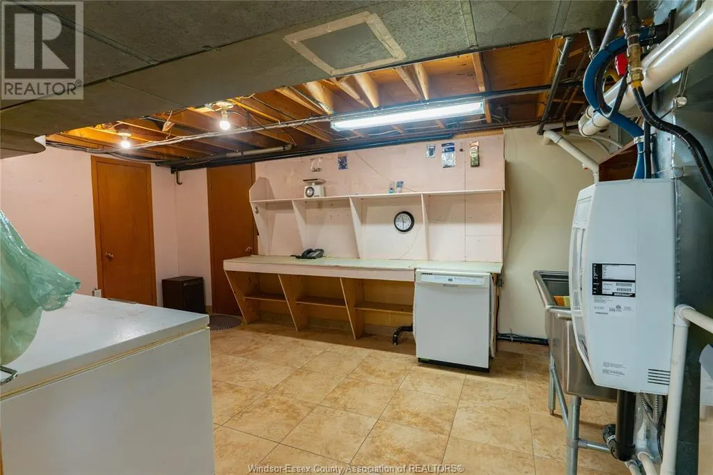 408 MERSEA RD 3