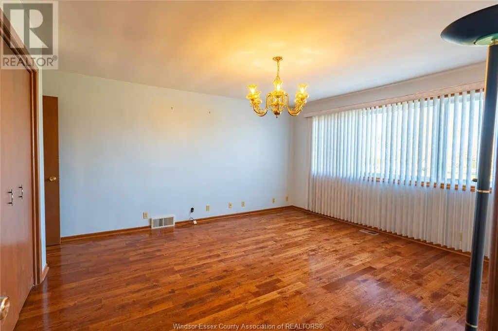 408 MERSEA RD 3