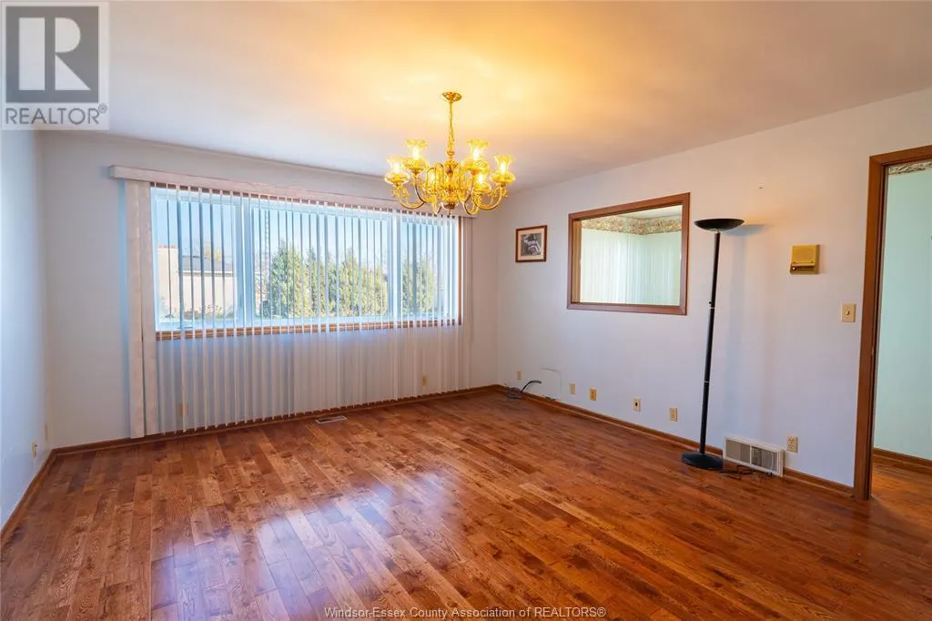 408 MERSEA RD 3