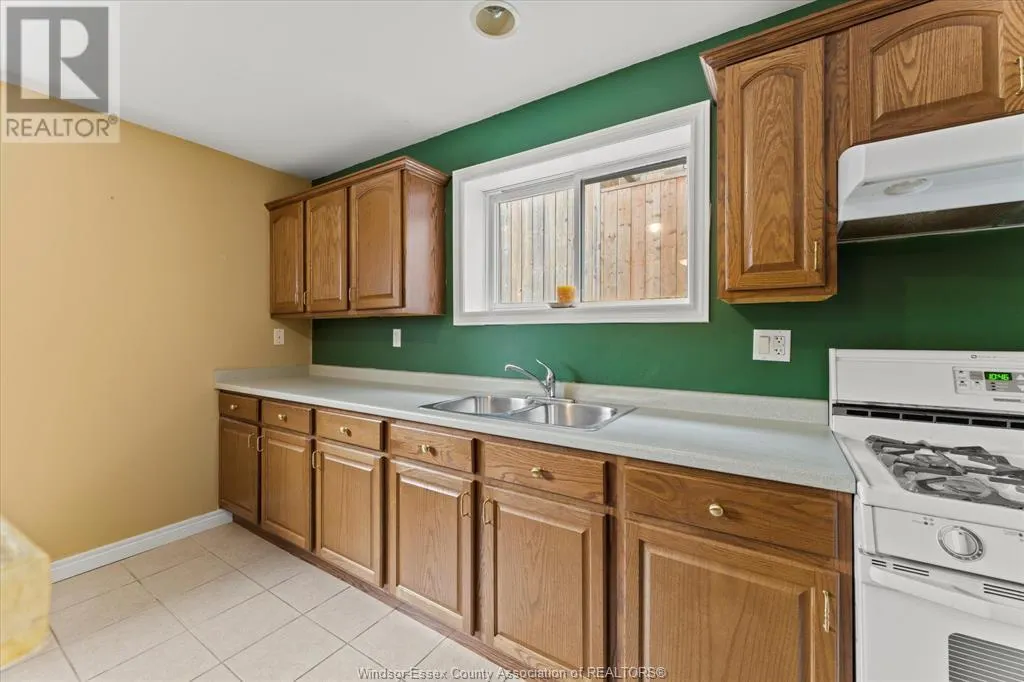 229 Branton CRESCENT