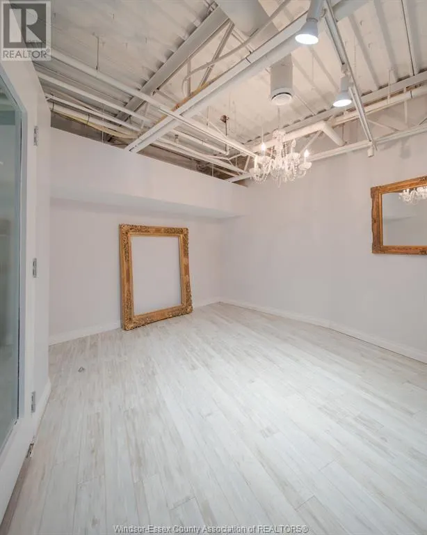 1695 MANNING ROAD Unit# 170 - UPPER ROOM