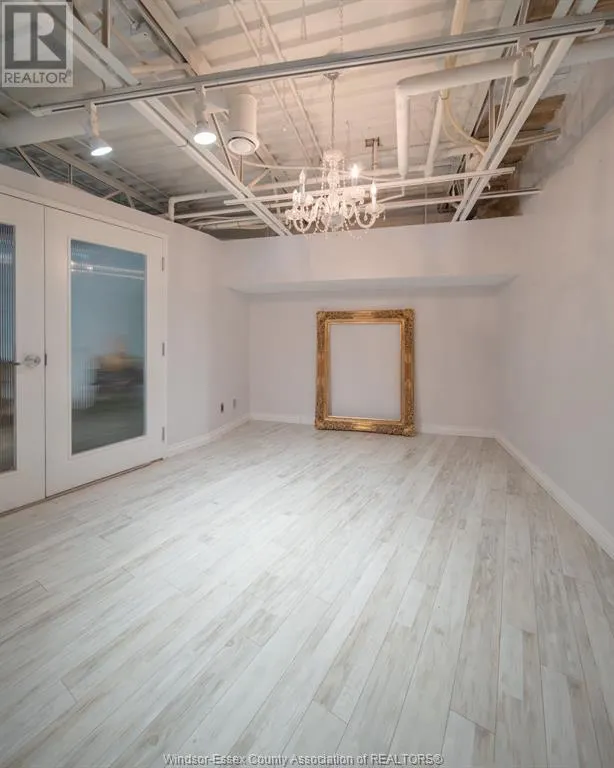 1695 MANNING ROAD Unit# 170 - UPPER ROOM