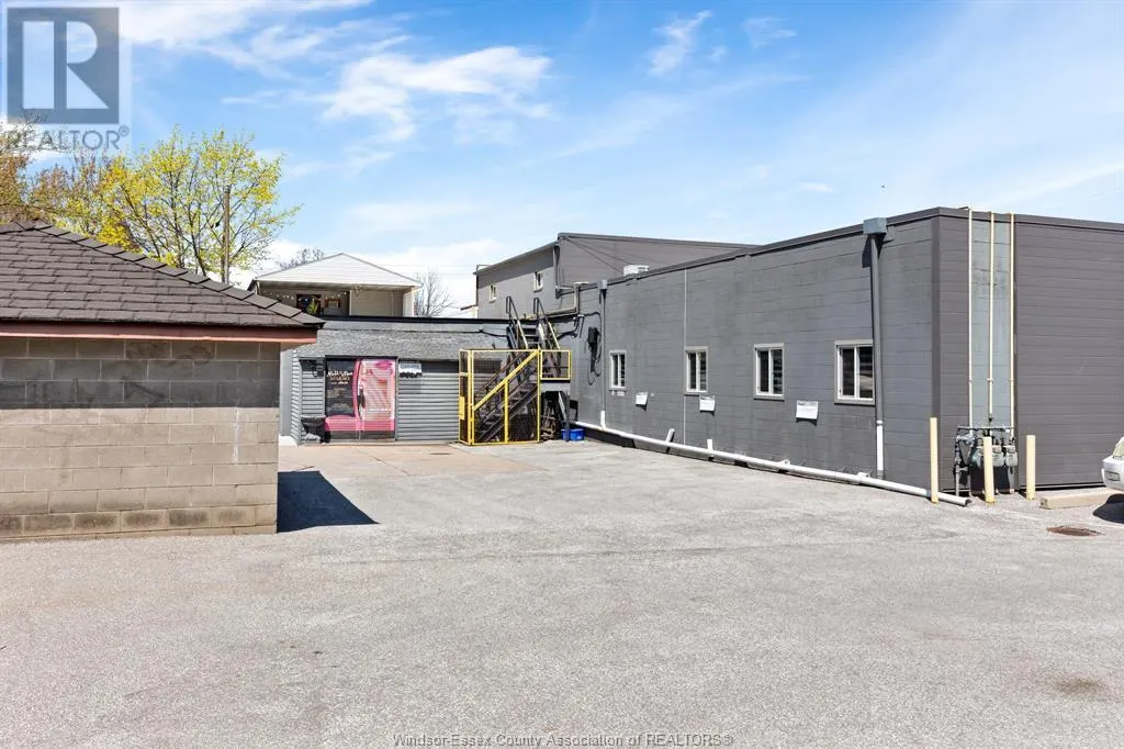 12127 TECUMSEH ROAD East Unit# REAR