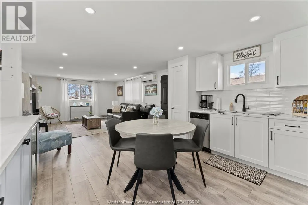 388 NORTH MALDEN