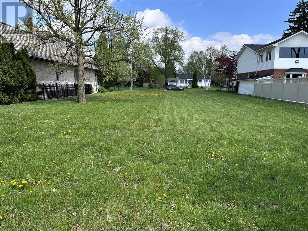 4059 ROSELAND DRIVE East