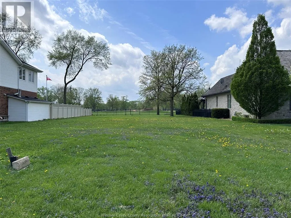 4059 ROSELAND DRIVE East