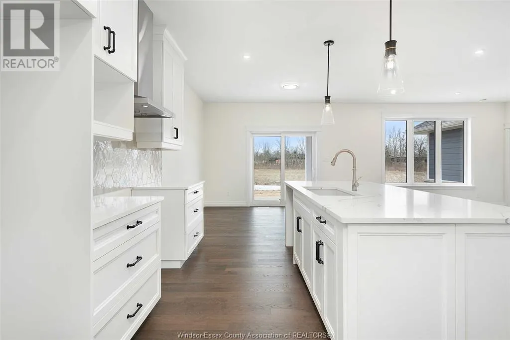 101 WESTLAWN DRIVE