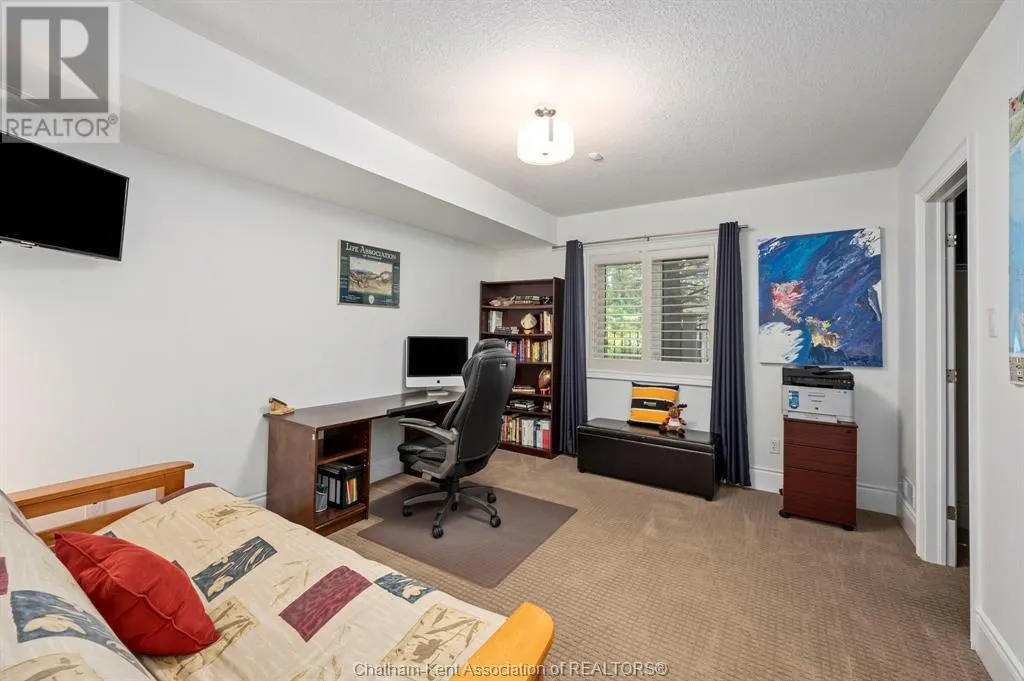 1465 SHORE ROAD