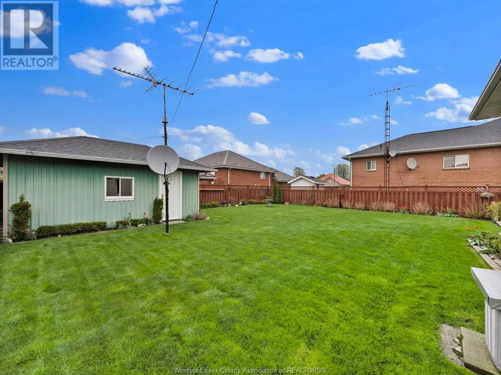 43 Debergh AVENUE South