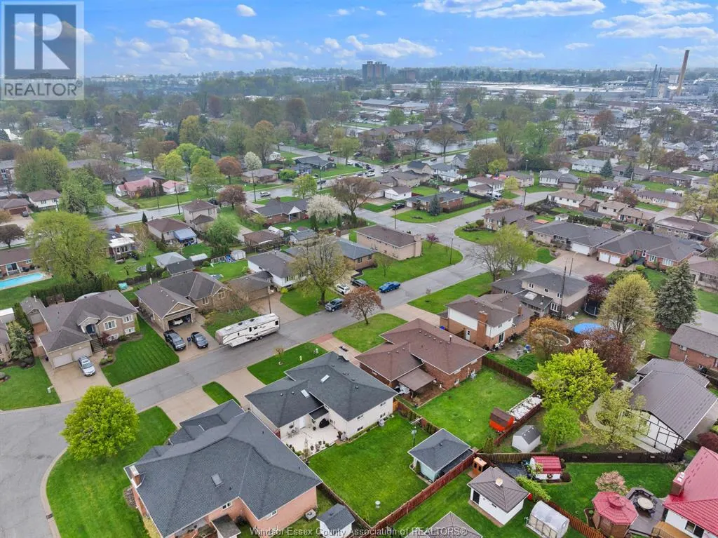 43 Debergh AVENUE South