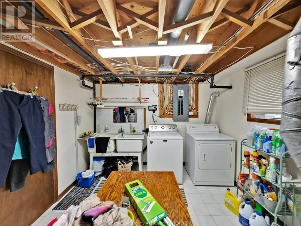 43 Debergh AVENUE South