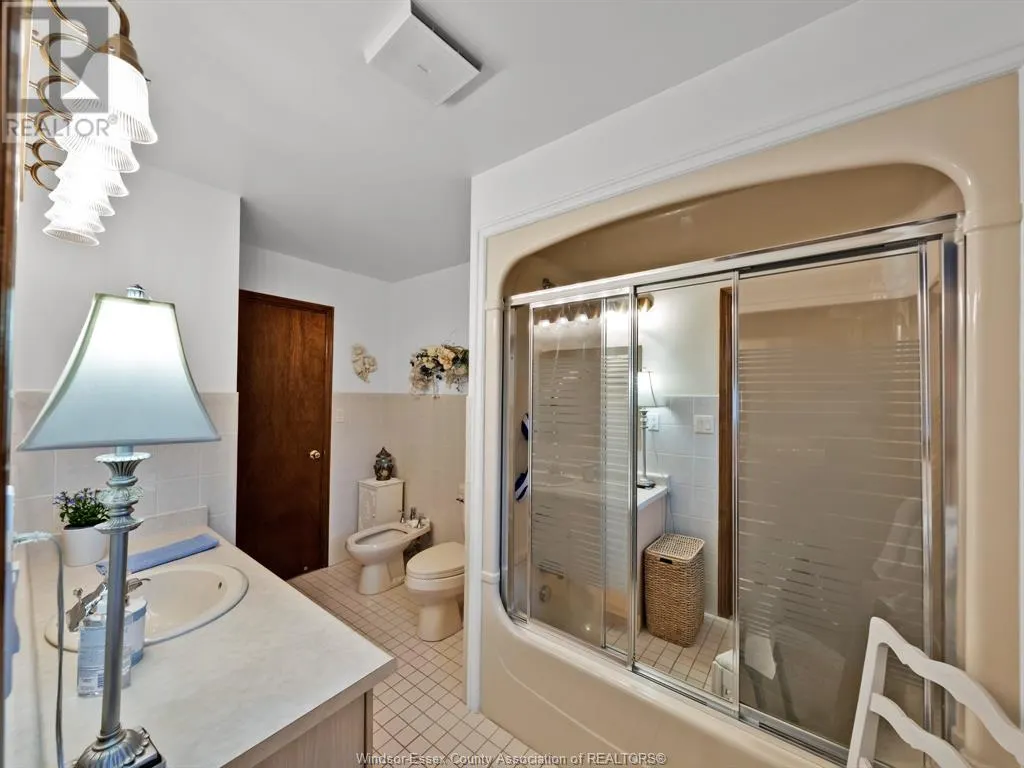 43 Debergh AVENUE South